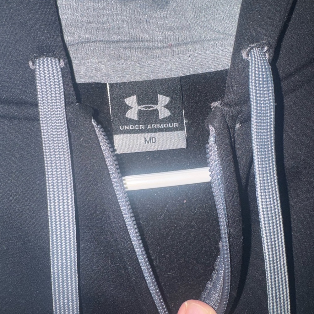 Mens (medium) Under Armour full zip hoodie - Picture 3 of 4